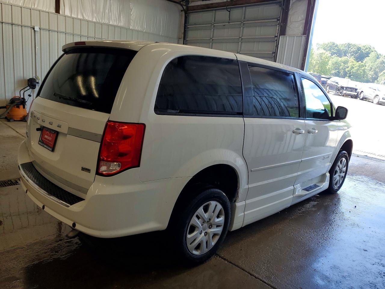 2014 Dodge Gr Caravan - Image 3