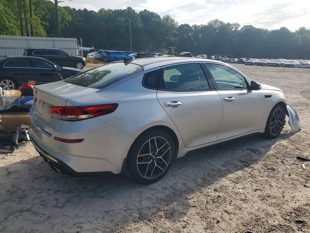 2020 Kia Optima Special Edition - Фото 3