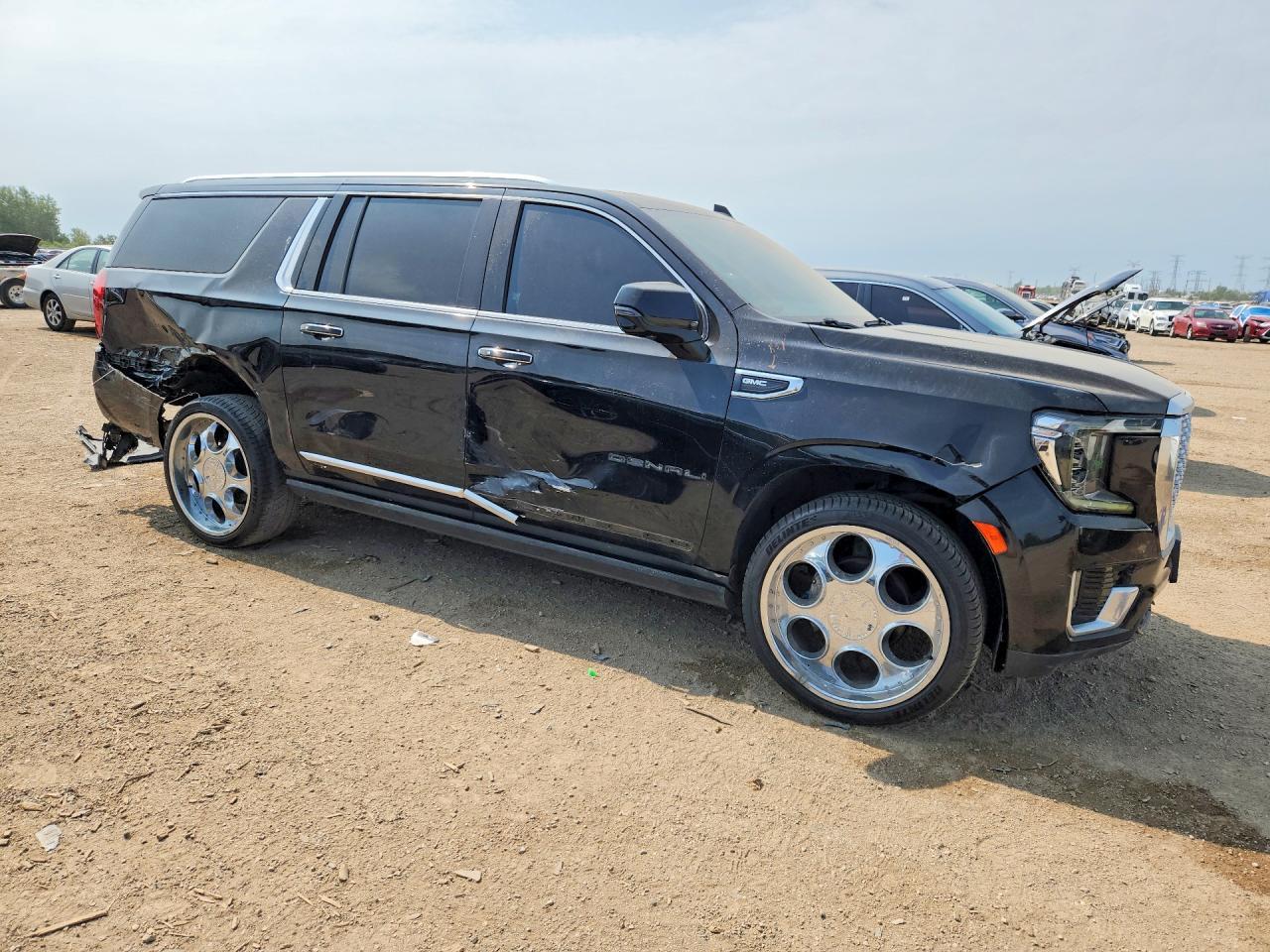 2021 GMC Yukon Xl Denali - Image 4