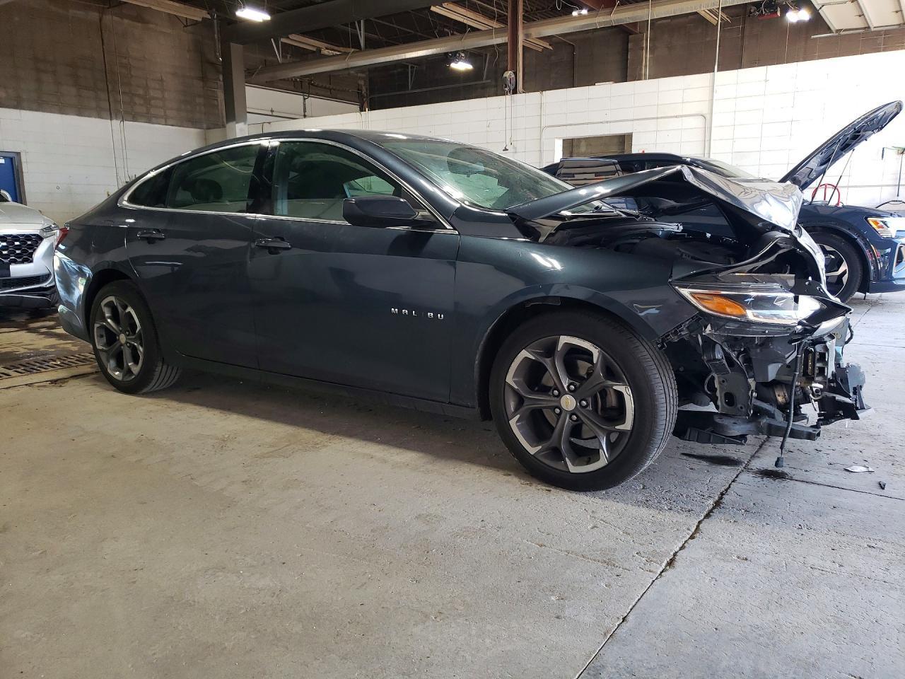 2021 Chevrolet Malibu Lt - Фото 4