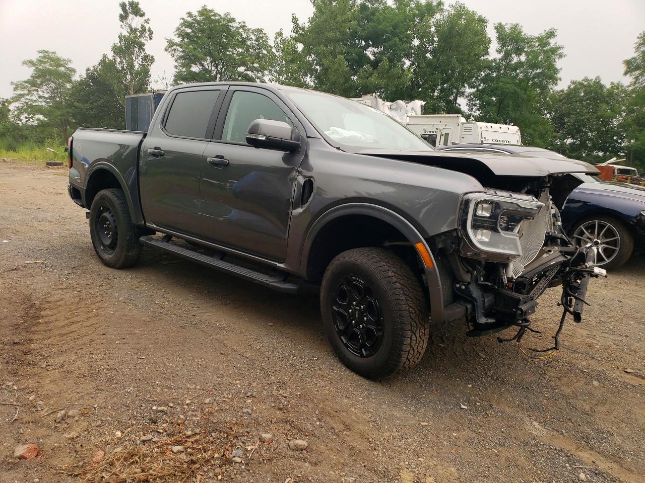 2025 Ford Ranger Lariat - Image 4
