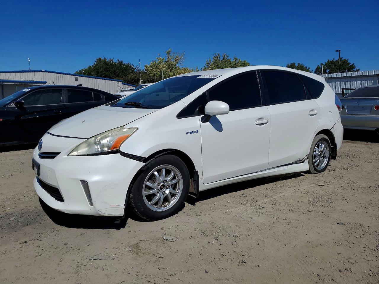 2013 Toyota Prius V Three