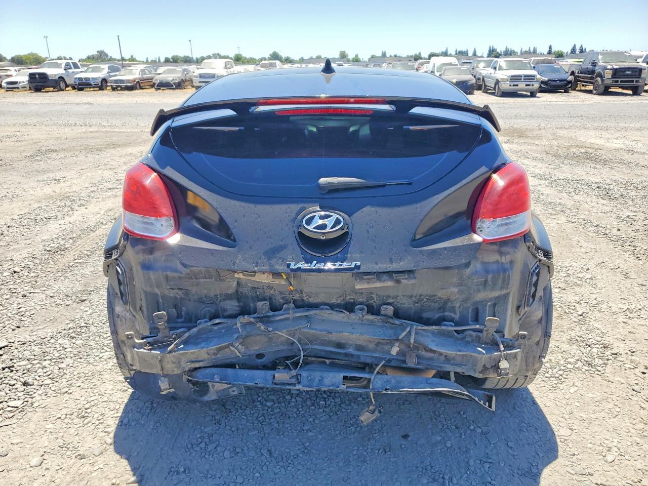 2016 Hyundai Veloster Base - Фото 6