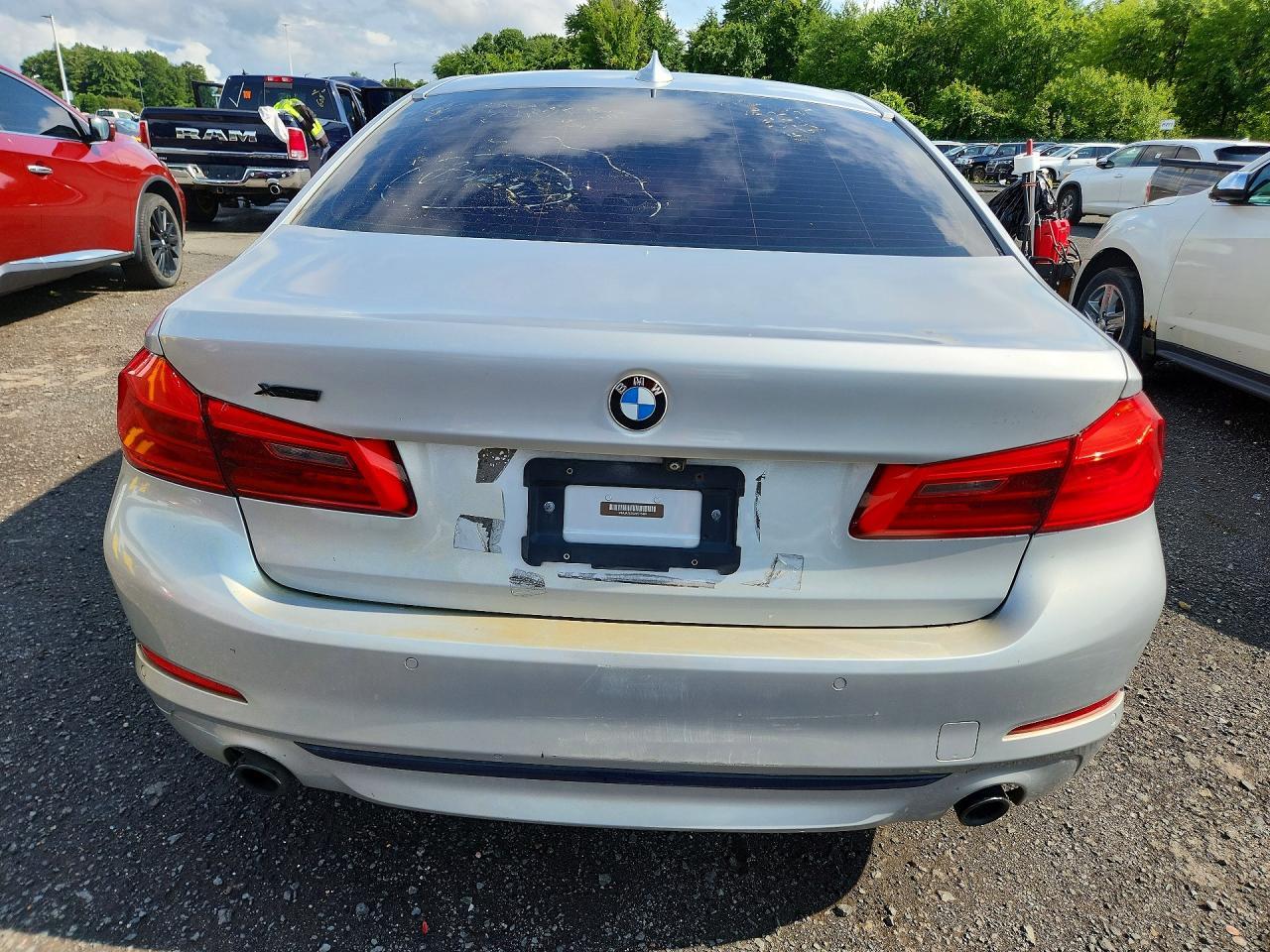 2018 BMW 530 Xi - Фото 6
