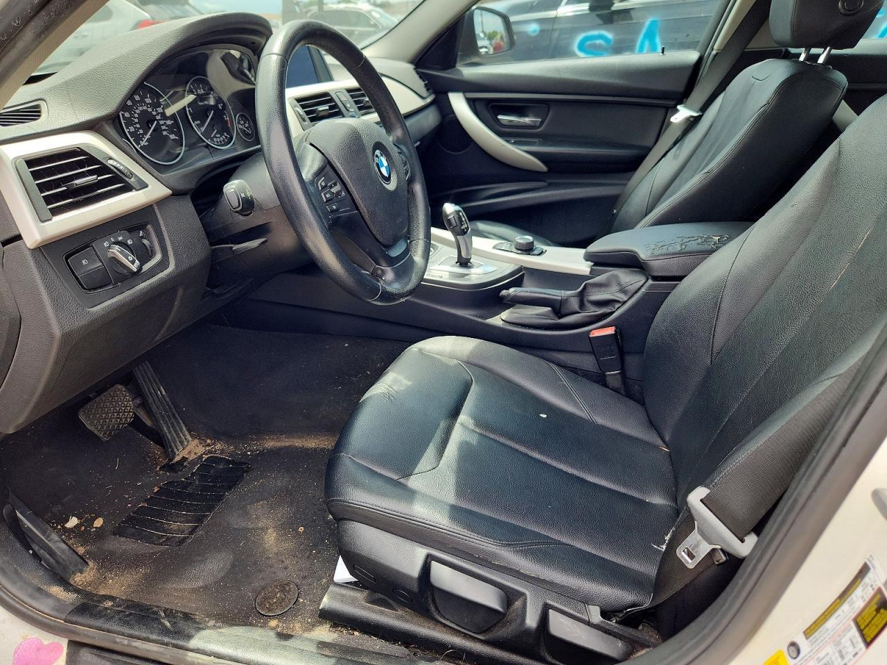 2015 BMW 320 I - Фото 7