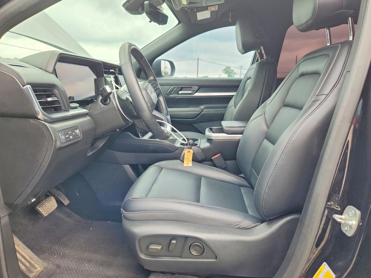 2025 GMC Terrain Elevation - Image 7