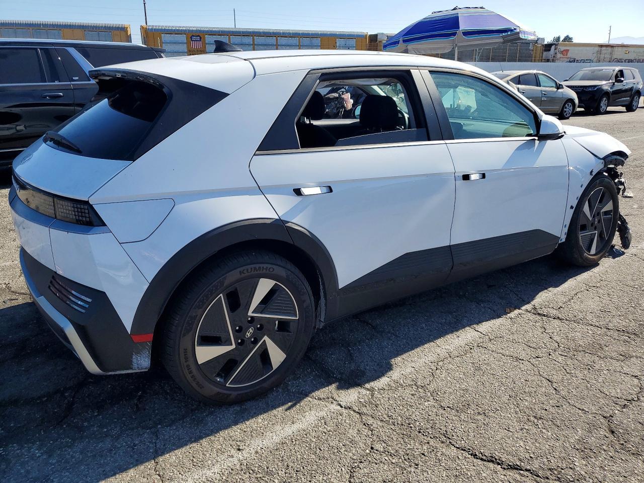 2025 Hyundai Ioniq 5 Se - Фото 3