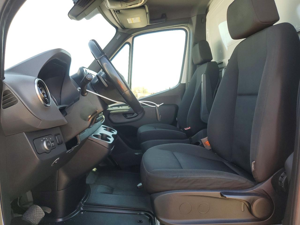 2019 Mercedes-Benz Sprinter 3500/4500 - Image 7
