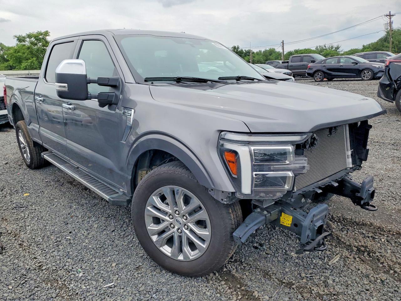 2025 Ford F150 Lariat - Image 4