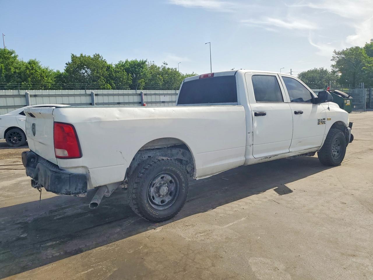2014 Ram 2500 St - Image 3