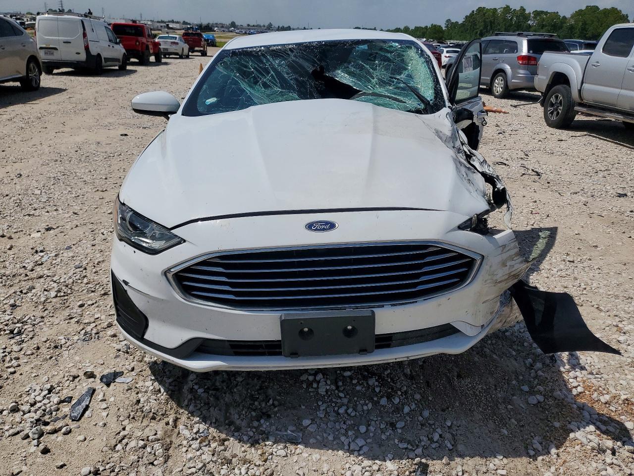 2019 Ford Fusion Se - Image 5