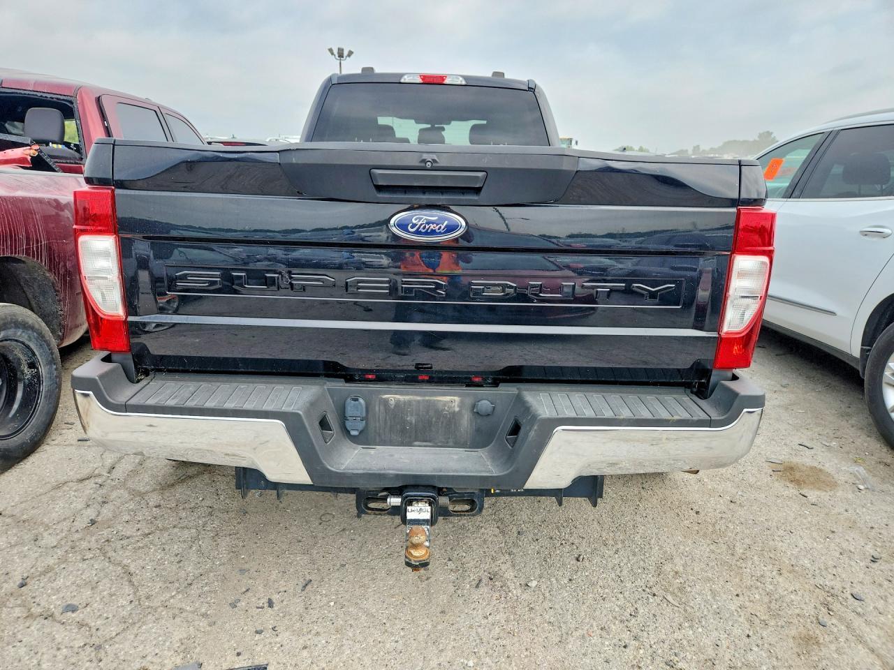 2021 Ford F350 Super Duty - Фото 6