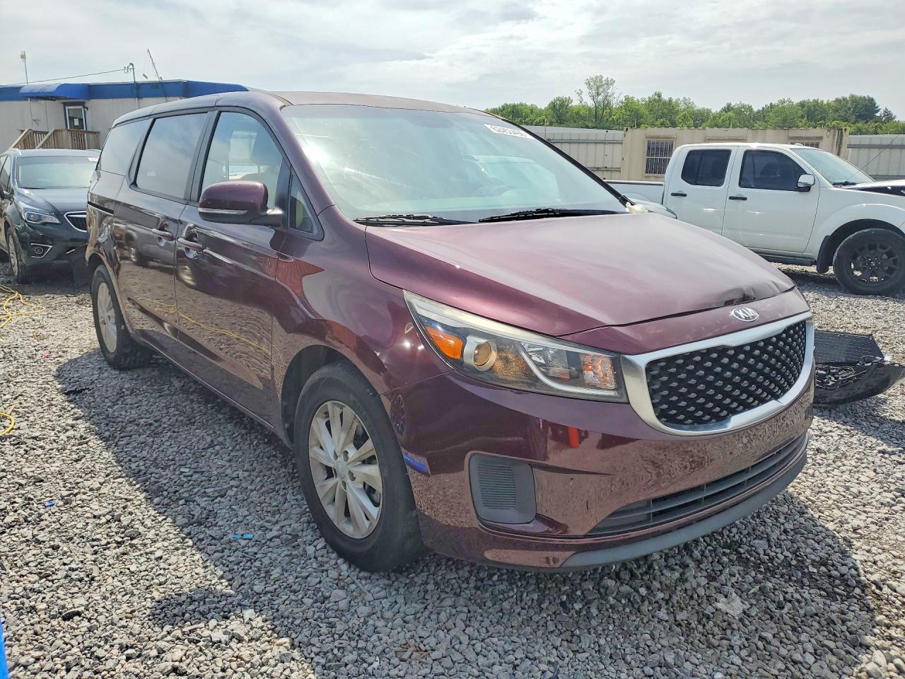 2017 Kia Sedona Lx - Image 4