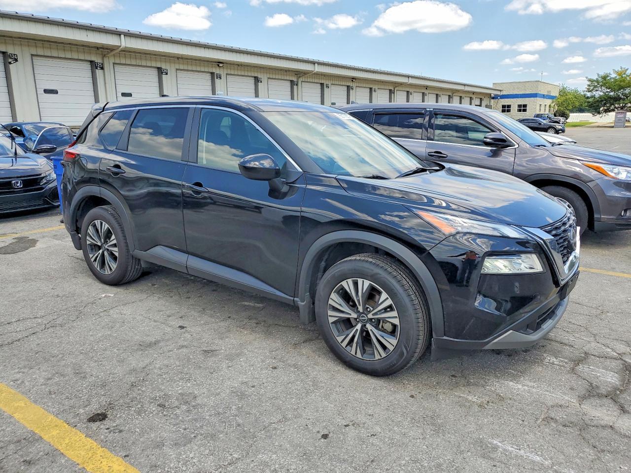2023 Nissan Rogue Sv - Фото 4