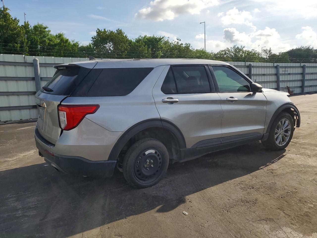 2021 Ford Explorer Limited - Фото 3