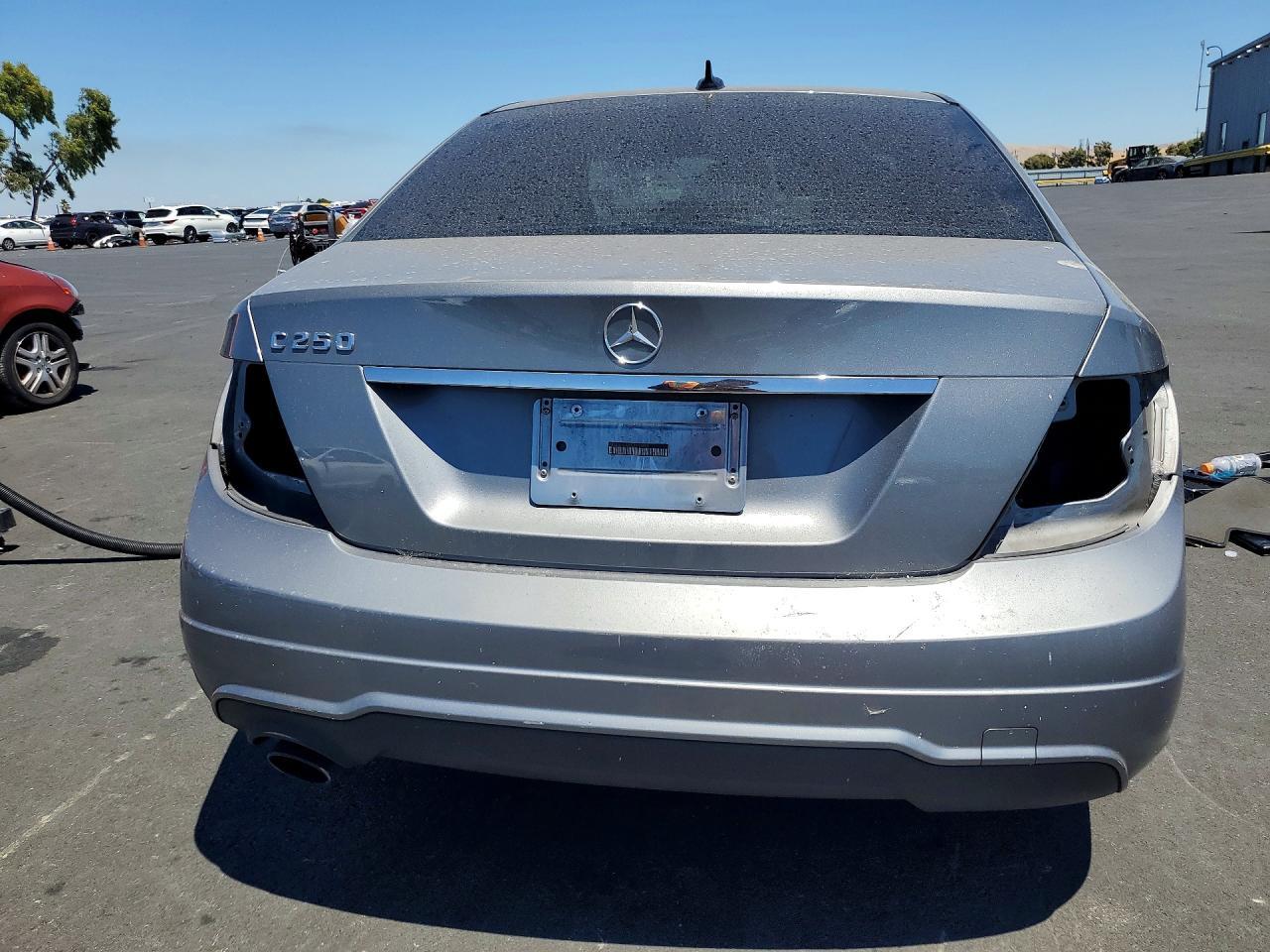 2012 Mercedes-Benz C 250 - Image 6
