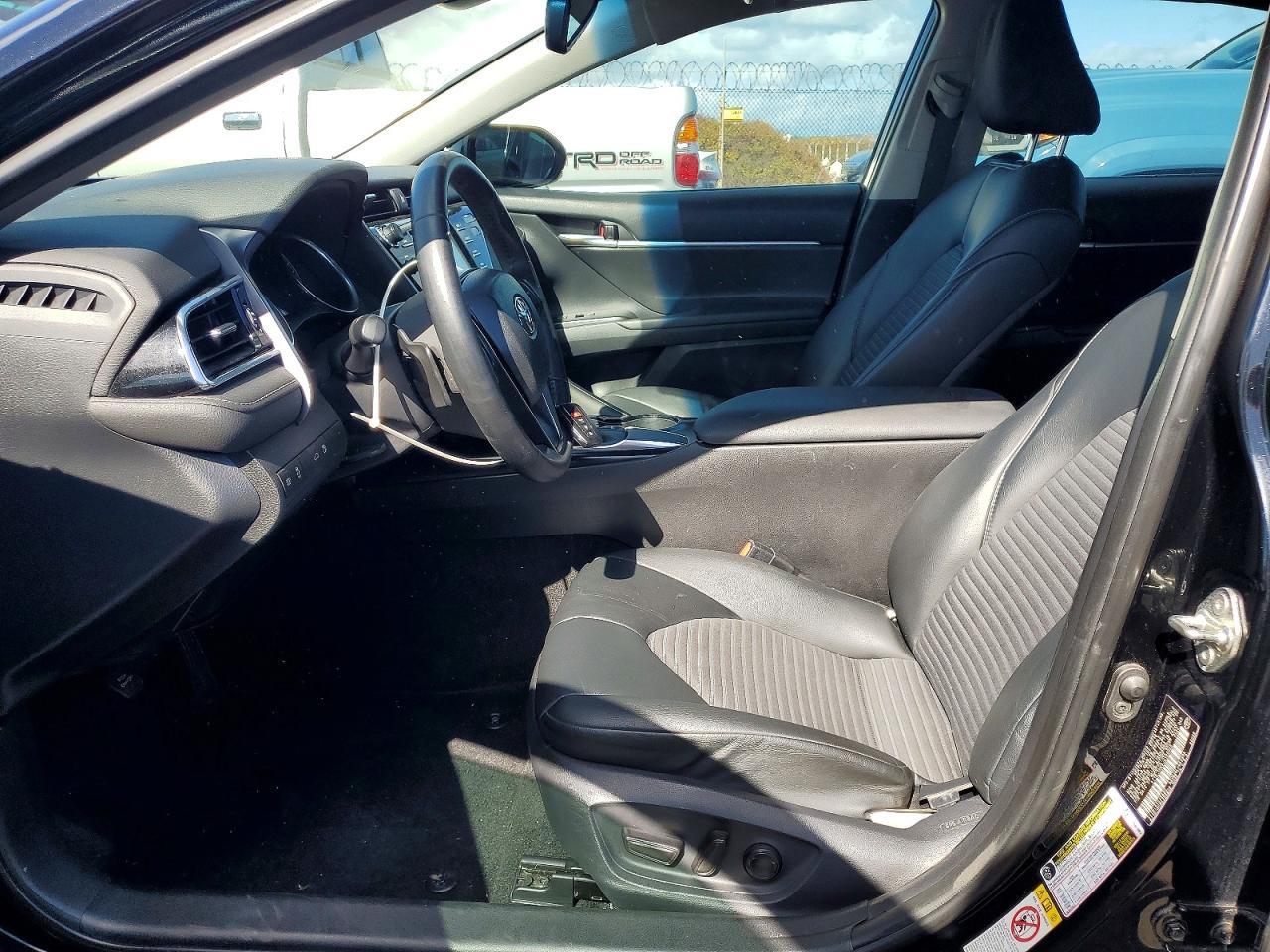 2018 Toyota Camry L - Фото 7