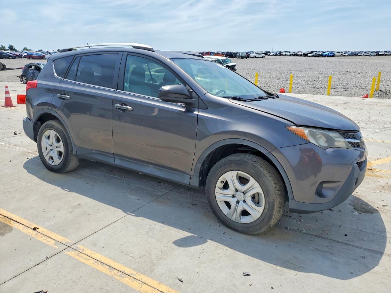 2013 Toyota Rav4 Le - Image 4