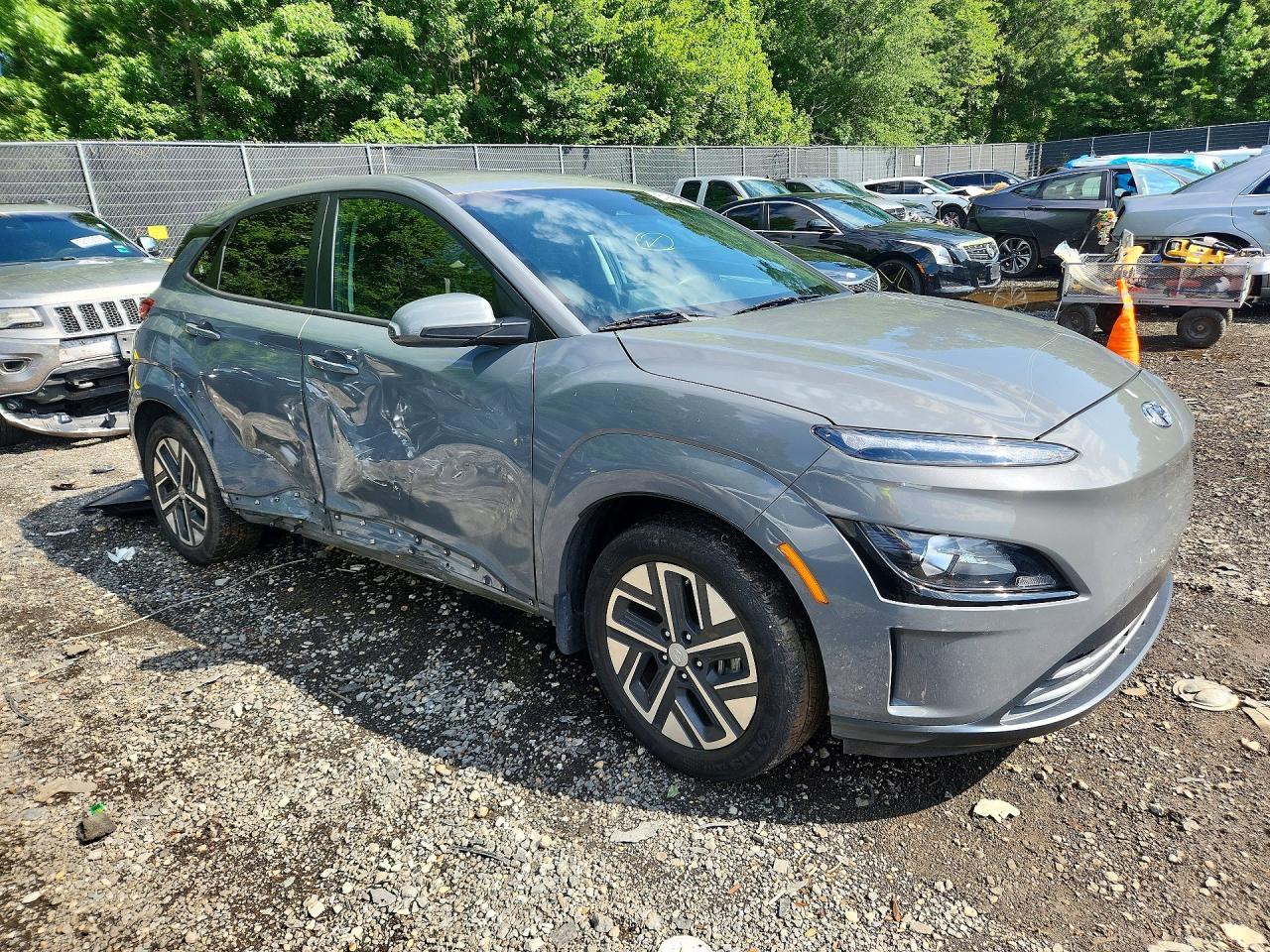 2023 Hyundai Kona Se - Image 4