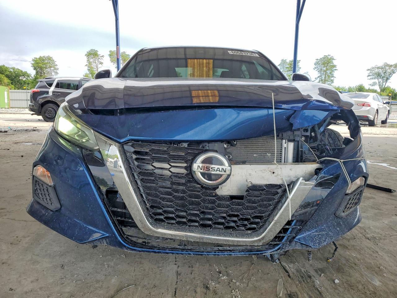 2020 Nissan Altima Sr - Image 5