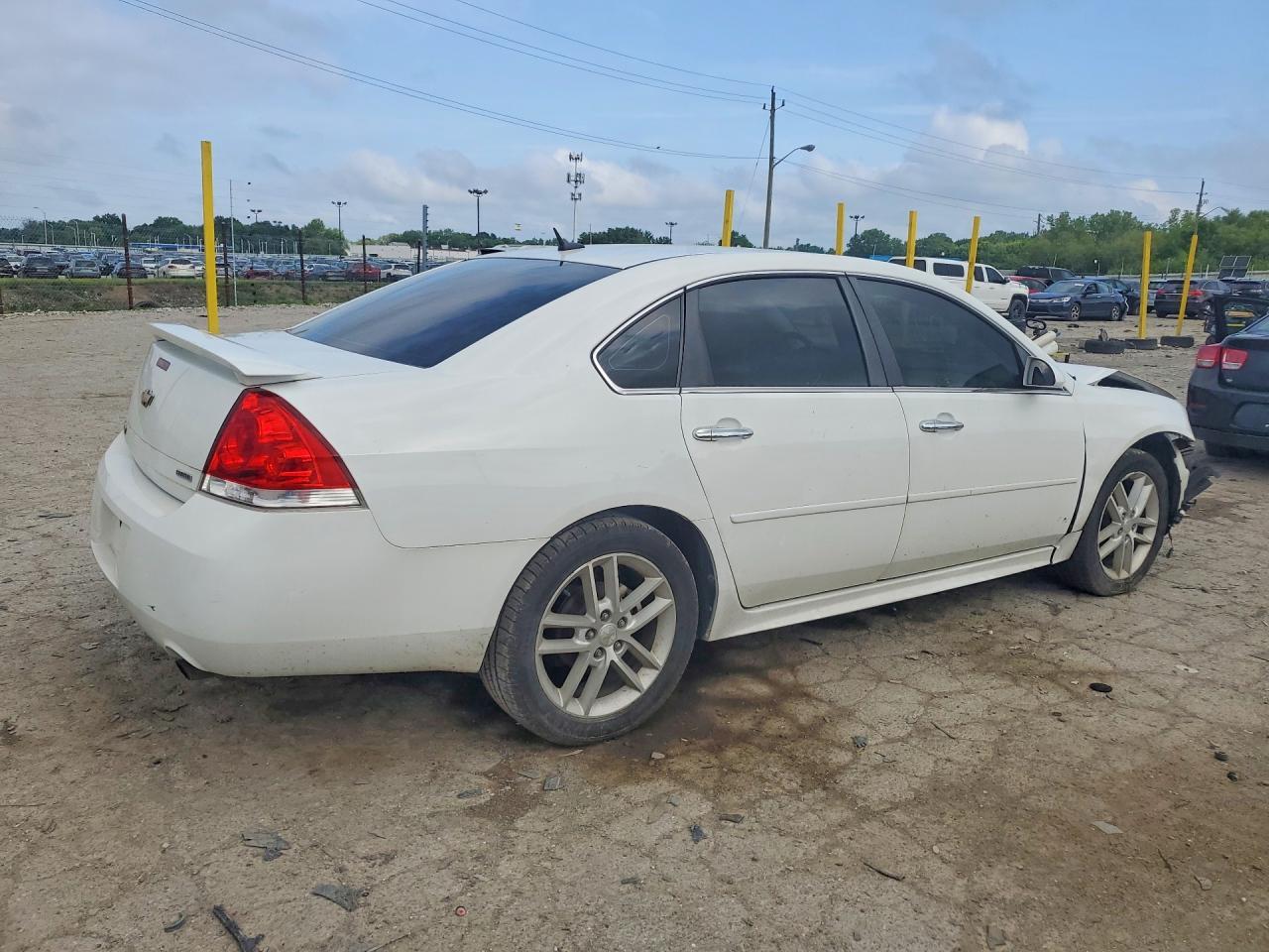 2016 Chevrolet Impala Limited Ltz - Image 3