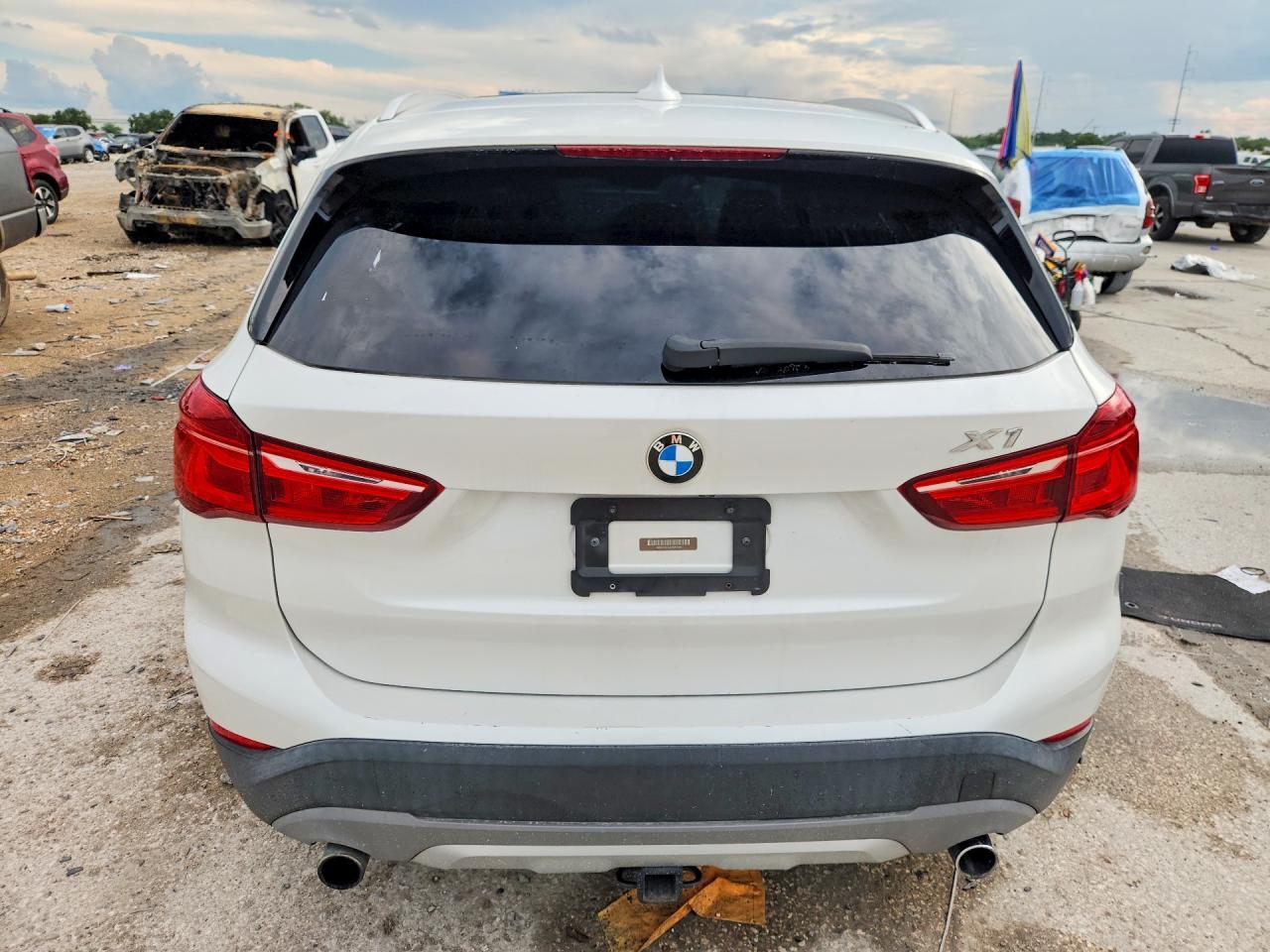 2016 BMW X1 xDrive28I - Фото 6