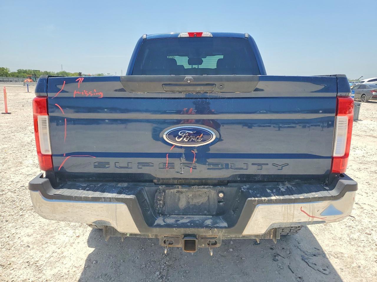 2019 Ford F250 Super Duty - Image 6