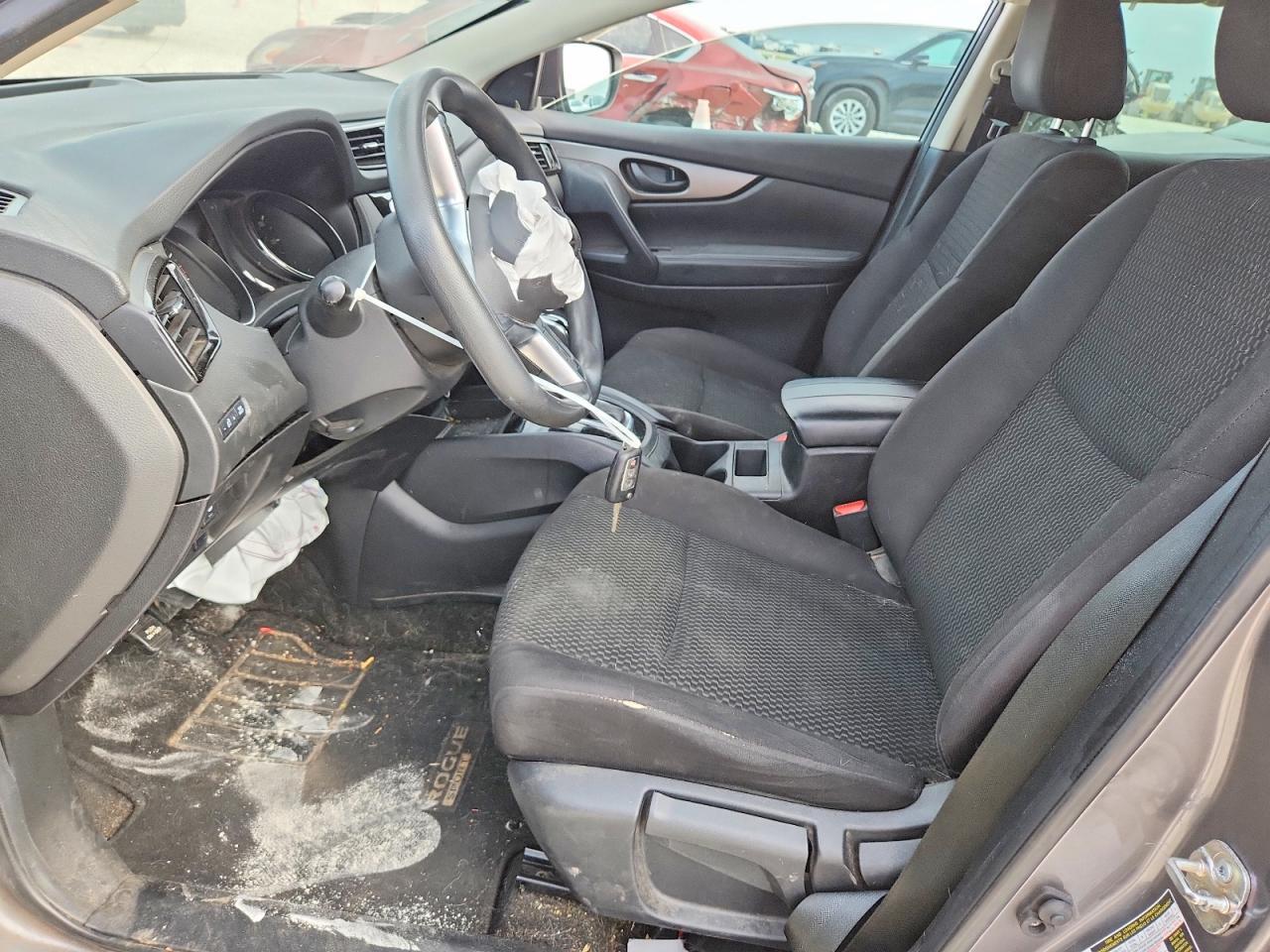 2021 Nissan Rogue - Image 7