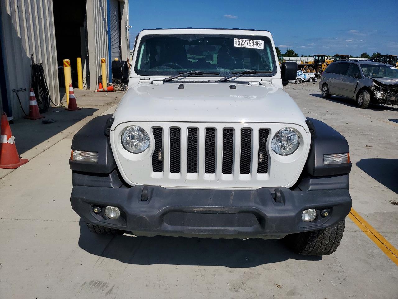 2021 Jeep Wrangler Unlimited Sport - Фото 5