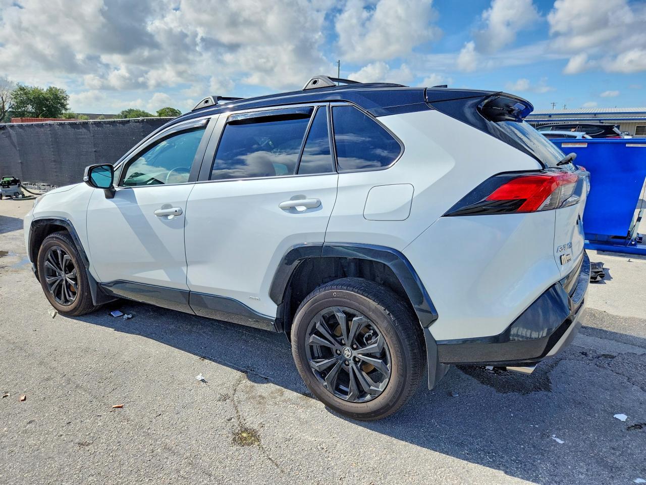 2024 Toyota Rav4 Xse - Image 2