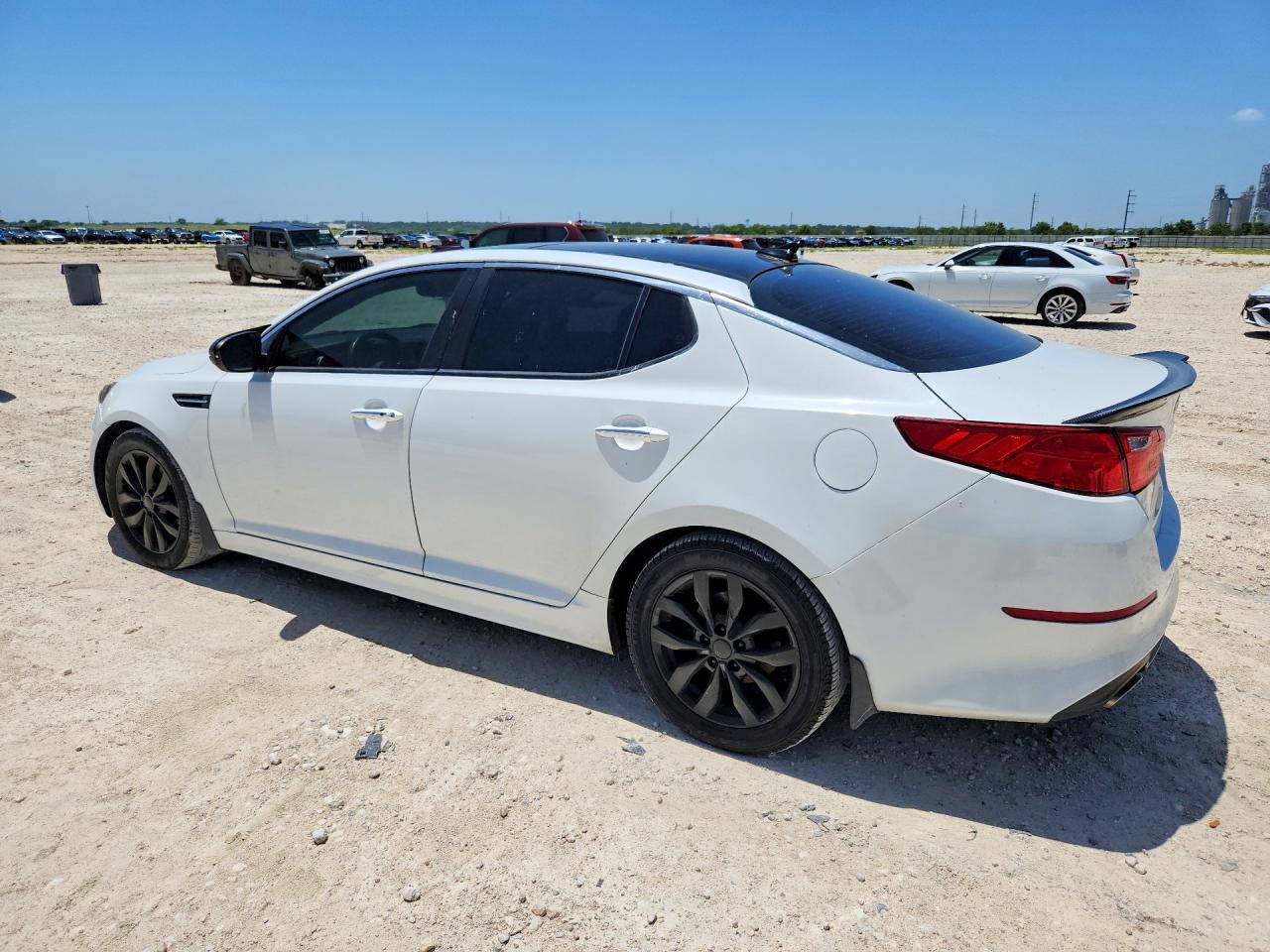 2015 Kia Optima Ex - Image 2