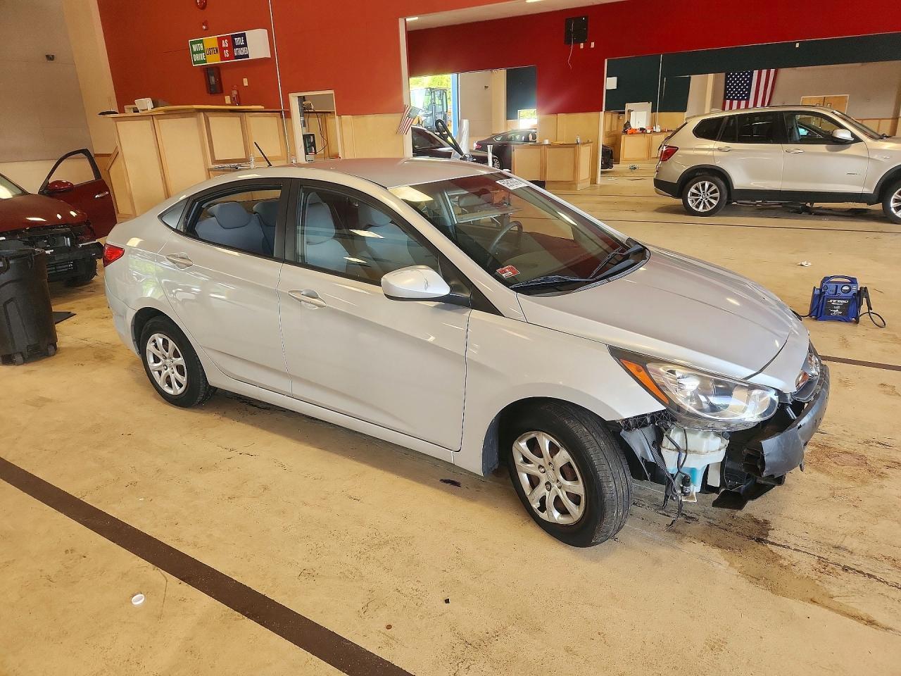 2014 Hyundai Accent Gls - Фото 4