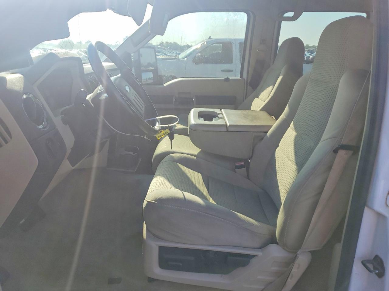 2010 Ford F250 Super Duty - Фото 7