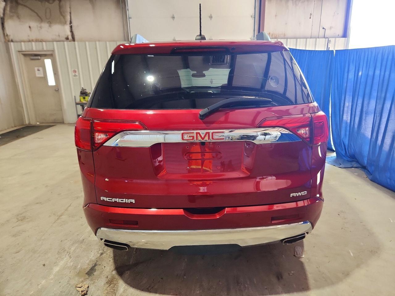 2019 GMC Acadia Denali - Image 6