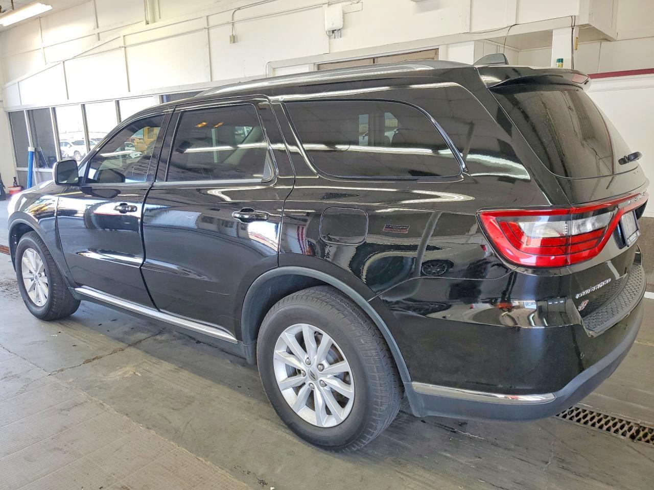 2019 Dodge Durango Sxt - Image 2