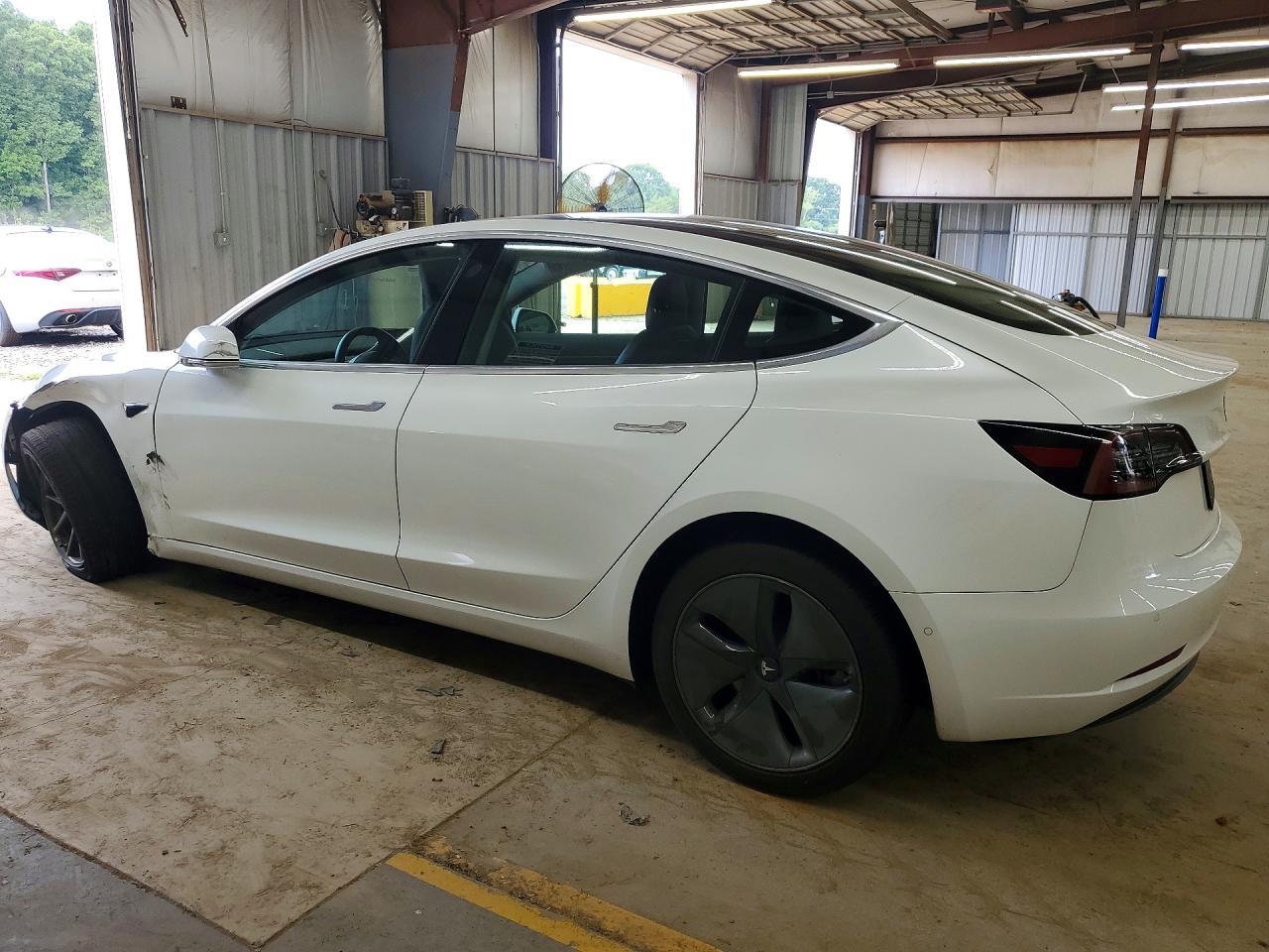 2019 Tesla Model 3 - Image 2