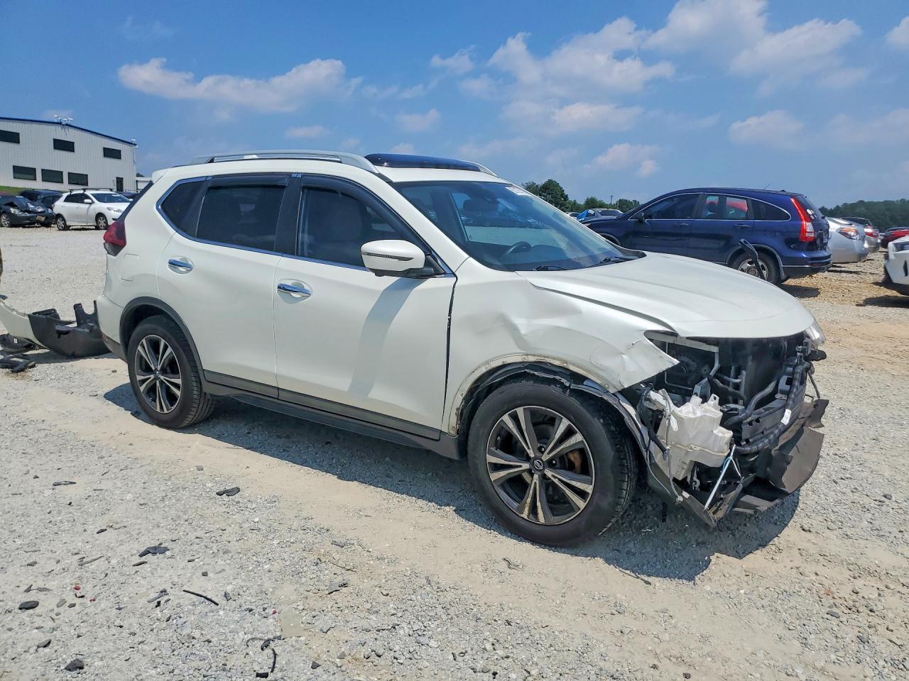2020 Nissan Rogue Sv - Фото 4