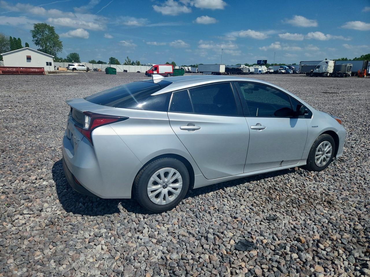 2022 Toyota Prius - Фото 3