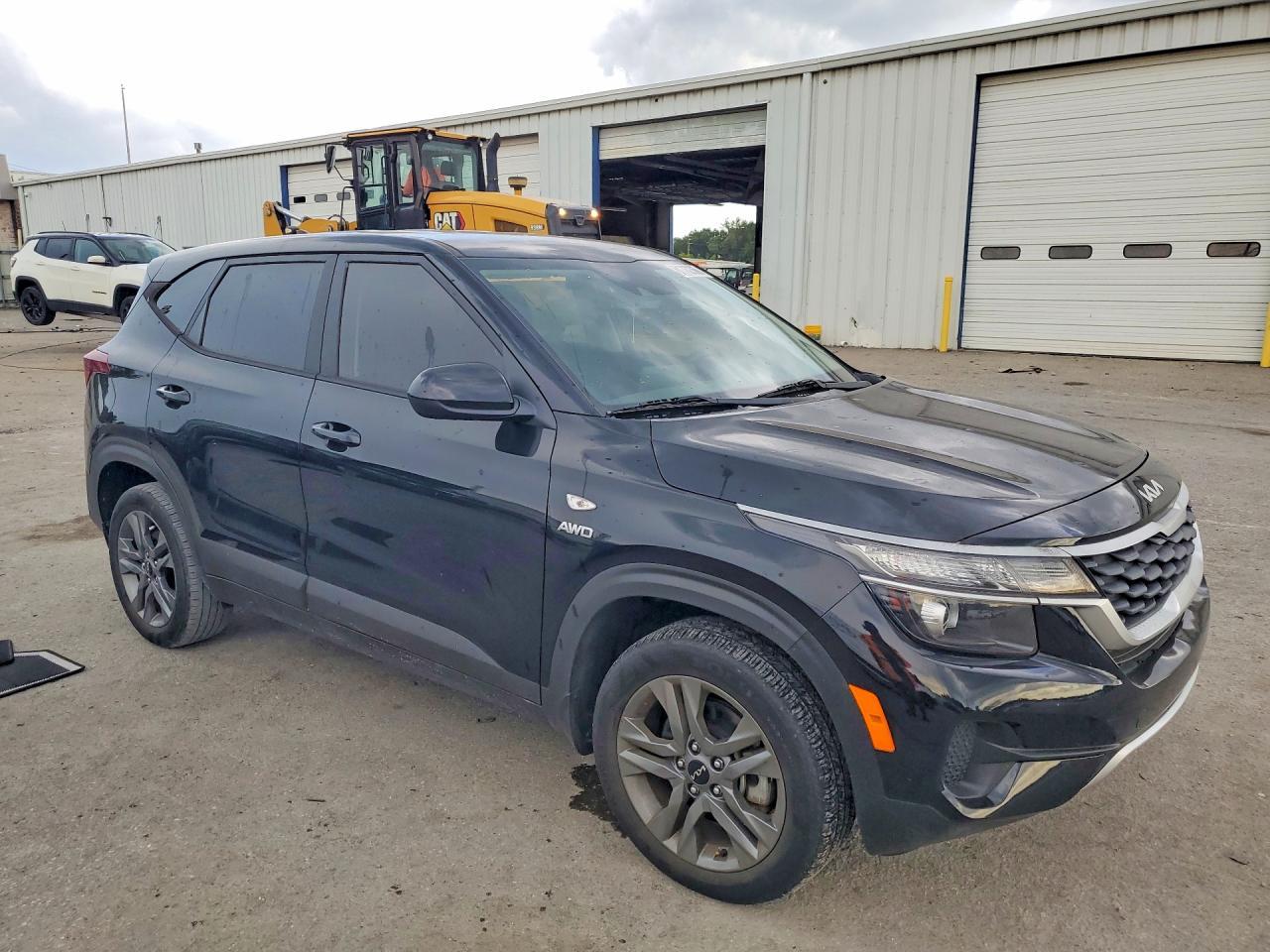2023 Kia Seltos Lx - Фото 4