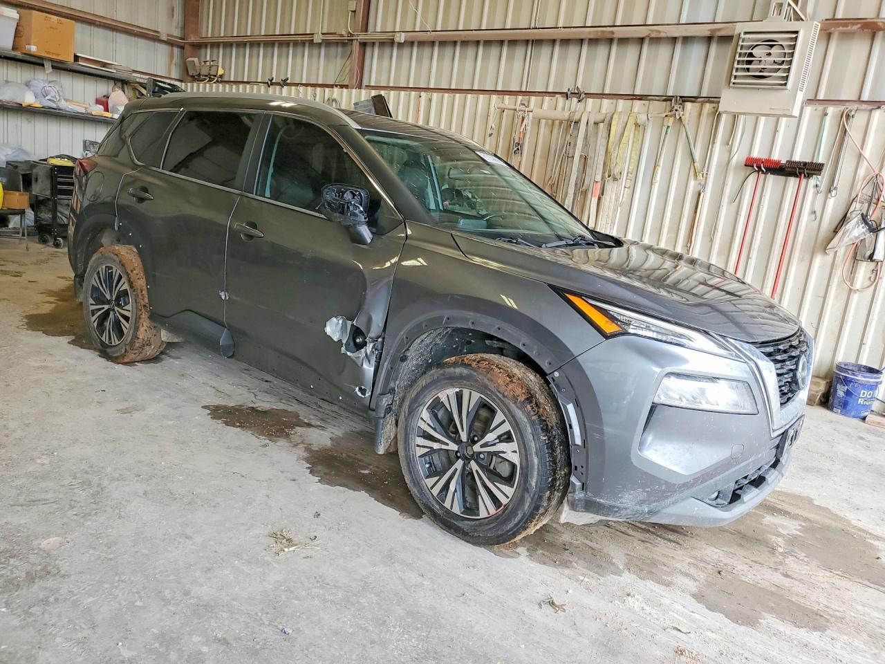 2023 Nissan Rogue Sv - Image 4