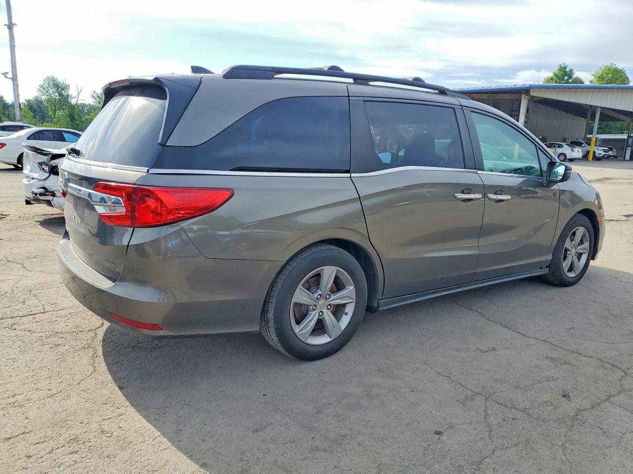 2018 Honda Odyssey Exl - Фото 3