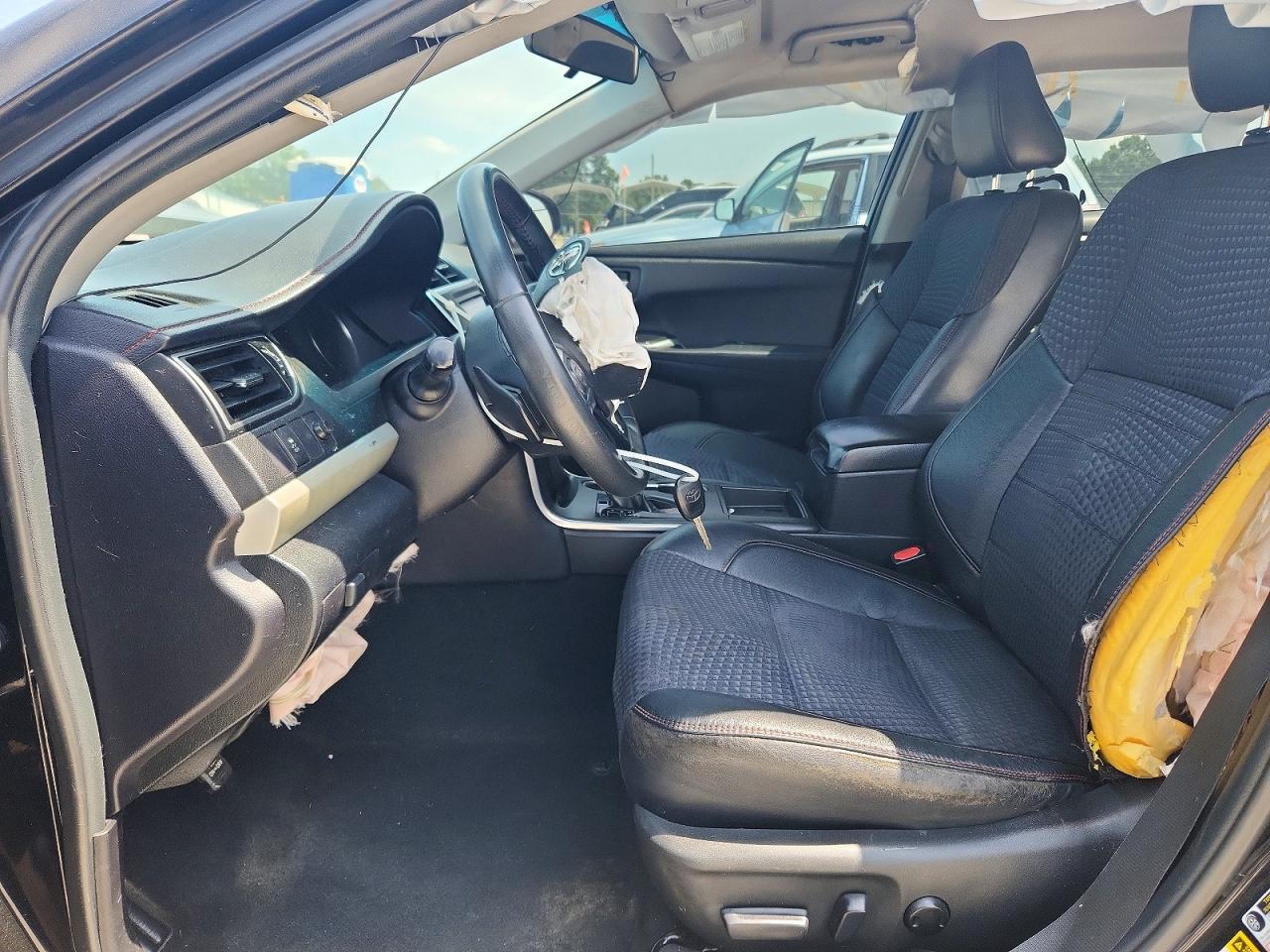 2015 Toyota Camry Se - Фото 7