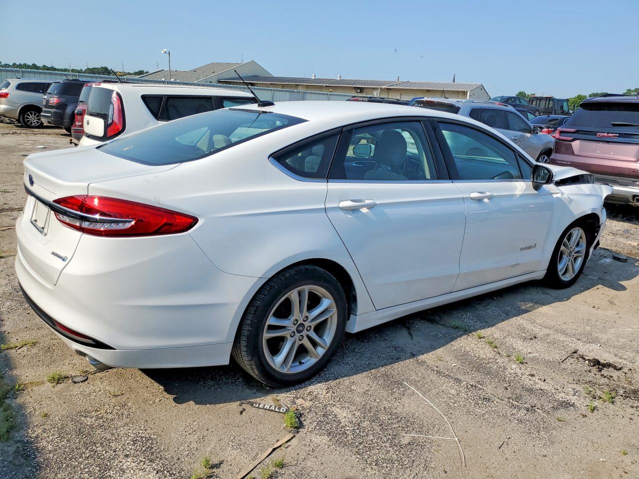 2018 Ford Fusion S Hybrid - Image 3