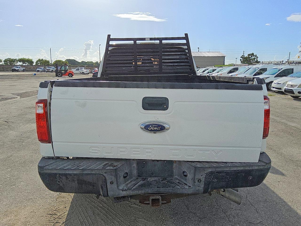 2015 Ford F250 Super Duty - Фото 6
