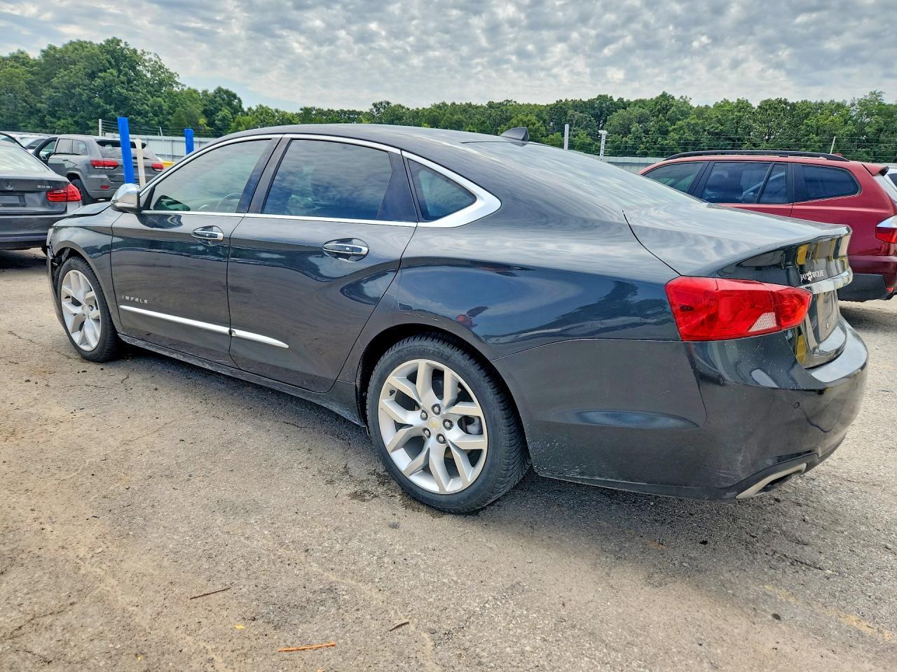 2014 Chevrolet Impala Ltz - Image 2