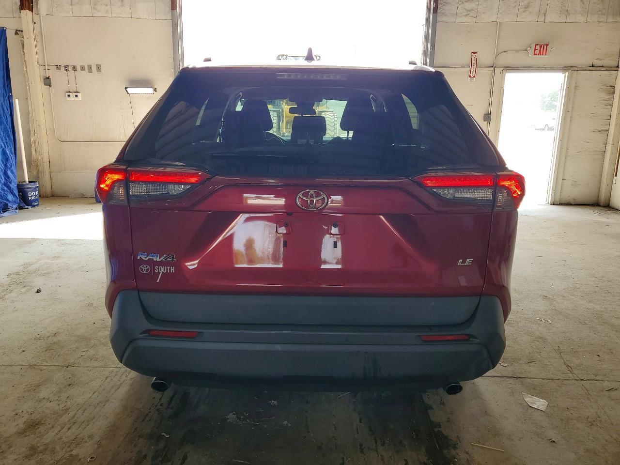 2019 Toyota Rav4 Le - Фото 6