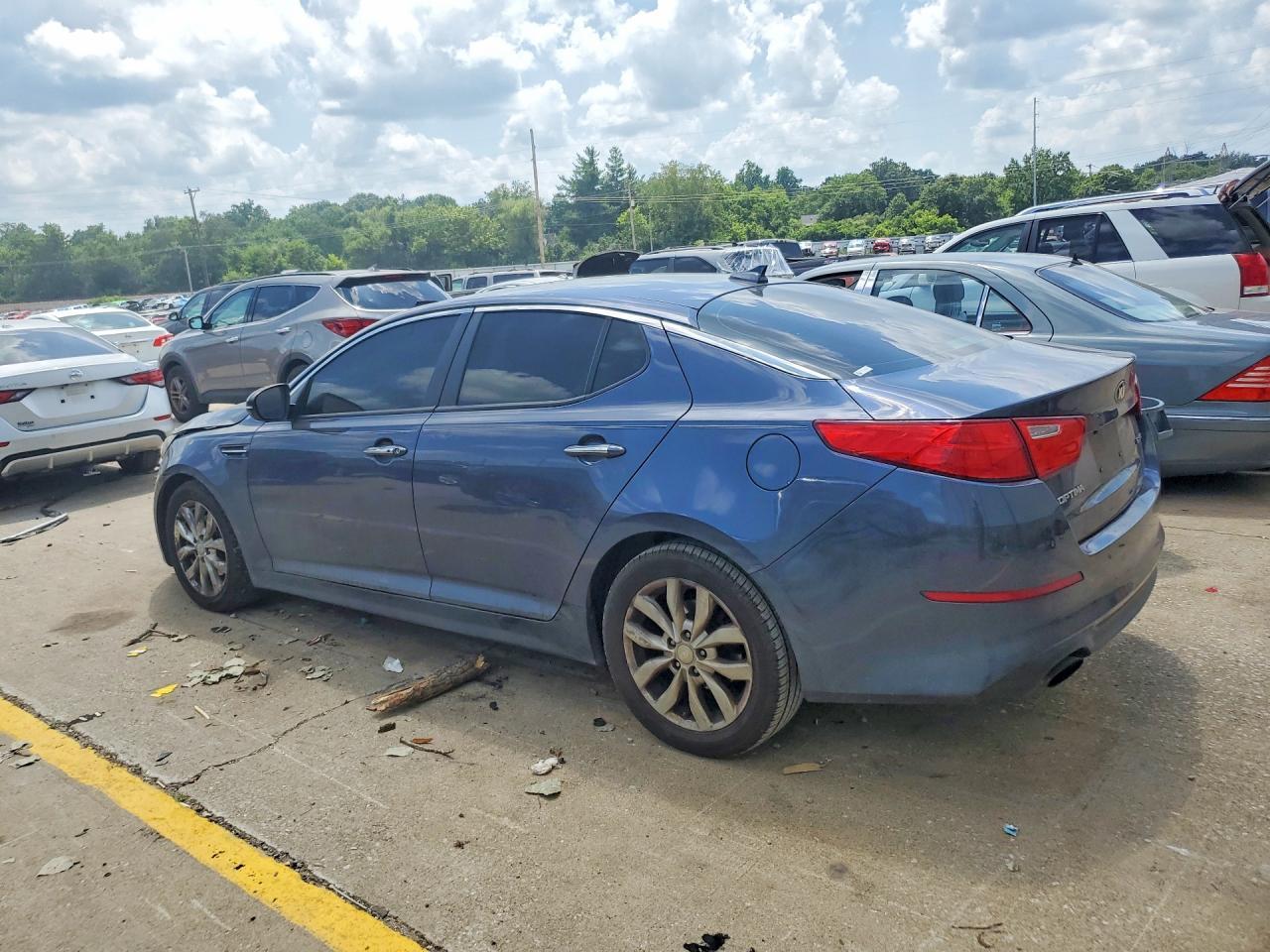 2015 Kia Optima Ex - Image 2
