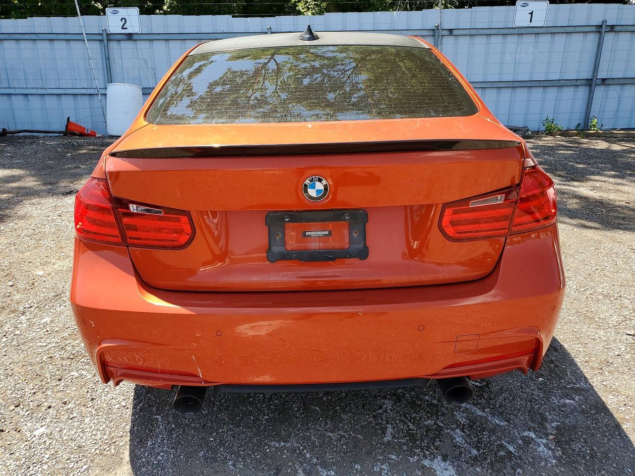 2014 BMW 335 Xi - Image 6