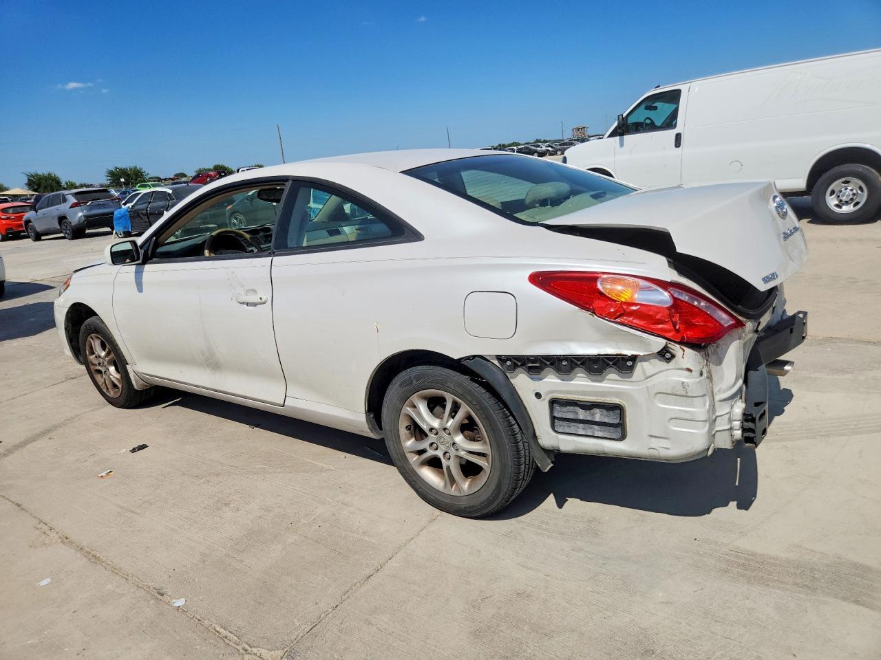 2005 Toyota Camry Solara Se - Image 2