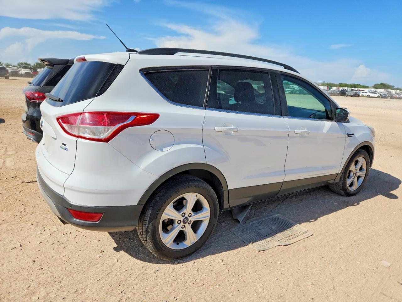 2016 Ford Escape Se - Фото 3